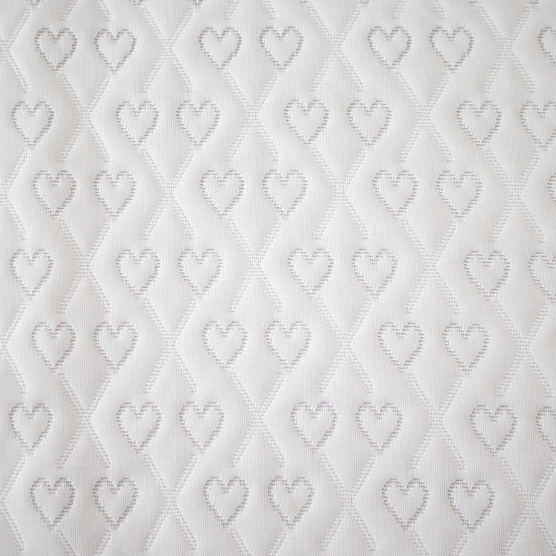 Ткани из полиэстера, подходящие для домашних животных